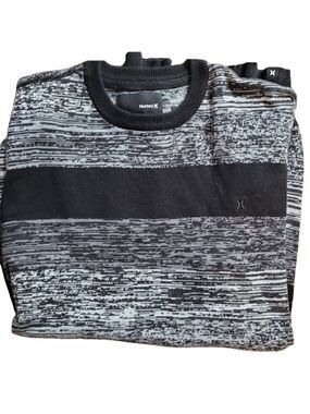 vintage Hurley large crew neck long sleeve tee sweater